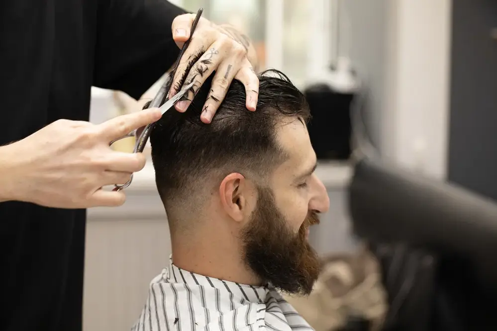 Coupe homme près de Vaucresson 